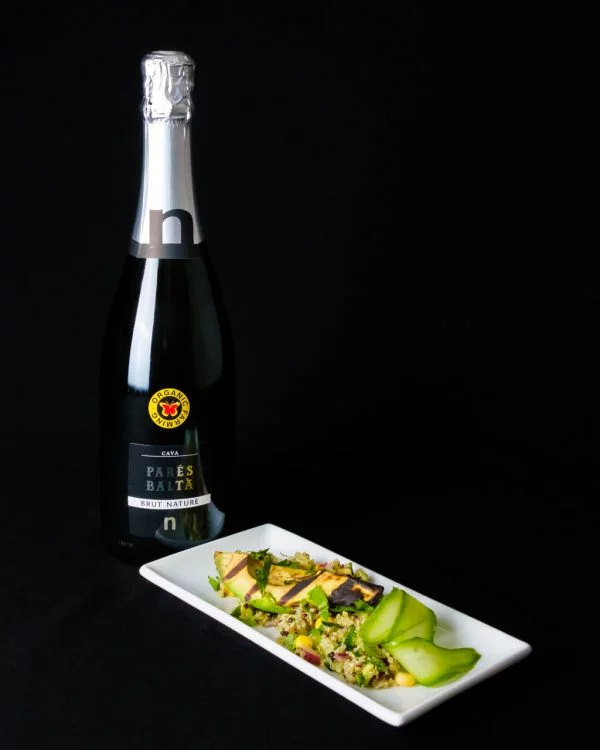 Pares Balta Brut Nature ja ruoka